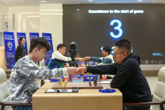 欧美亚洲一区二区在线观看