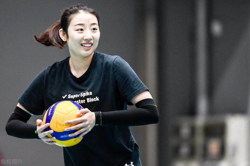 清纯美女被爆操